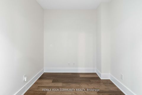 Photo 12 at 606 - 8 Scollard Street, Annex, Toronto
