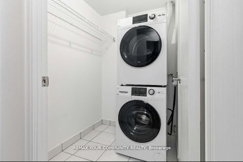 Photo 16 at 606 - 8 Scollard Street, Annex, Toronto