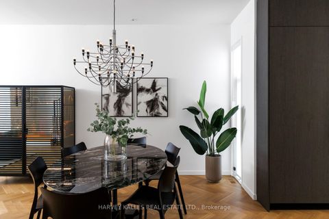 Photo 6 at 22 Foxley Street, Bellwoods, Toronto