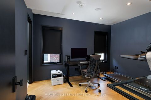 Photo 29 at 22 Foxley Street, Bellwoods, Toronto