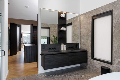 Photo 41 at 22 Foxley Street, Bellwoods, Toronto