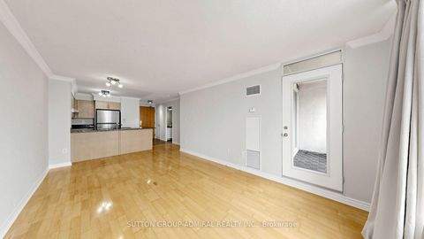 Photo 13 at 606 - 253 Merton Street, Mount Pleasant West, Toronto