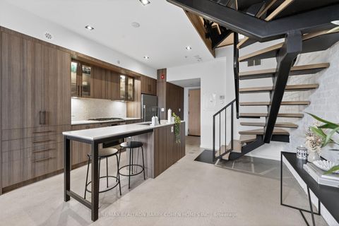 Photo 5 at 7 - 50 Bartlett Avenue, Junction, Toronto