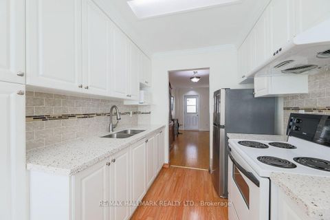 Photo 4 at 1 - 83 Rameau Drive, Hillcrest Village, Toronto