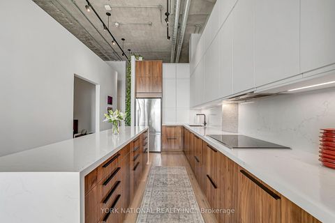 Photo 18 at 409 - 637 Lake Shore Boulevard W, Niagara, Toronto