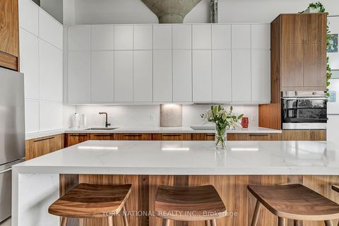 Photo 19 at 409 - 637 Lake Shore Boulevard W, Niagara, Toronto