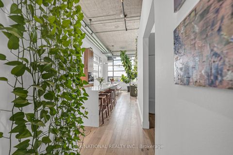 Photo 22 at 409 - 637 Lake Shore Boulevard W, Niagara, Toronto