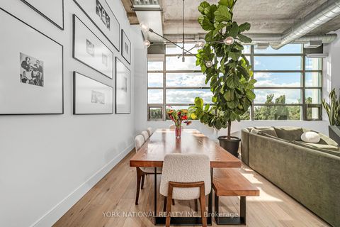 Photo 26 at 409 - 637 Lake Shore Boulevard W, Niagara, Toronto