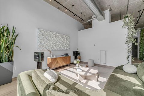 Photo 34 at 409 - 637 Lake Shore Boulevard W, Niagara, Toronto