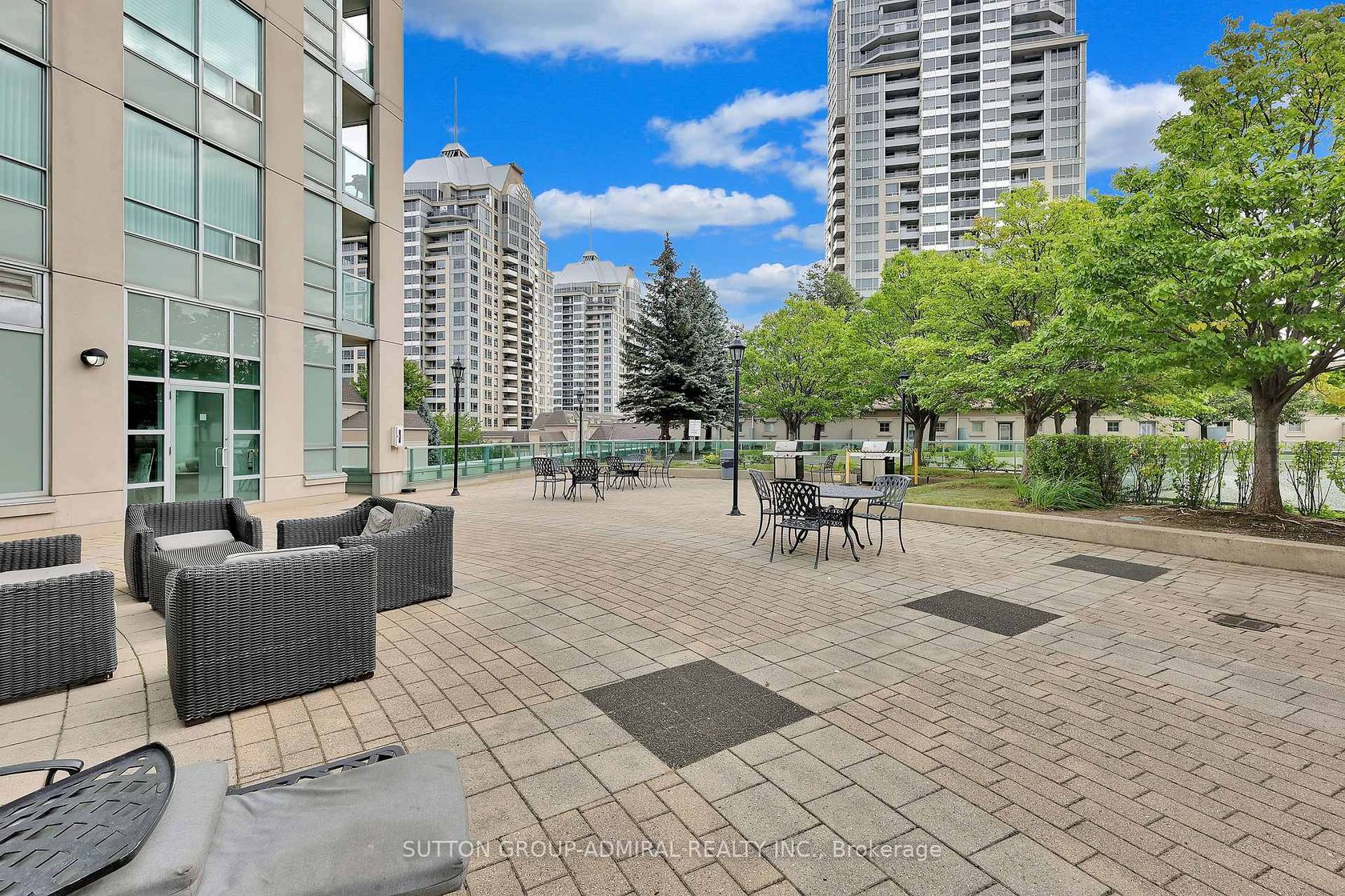 GV108 - 38 Kenaston Gardens, Bayview Village, Toronto 