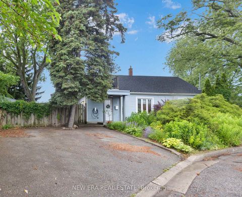 Photo 2 at 2 Foch Avenue, Alderwood, Toronto
