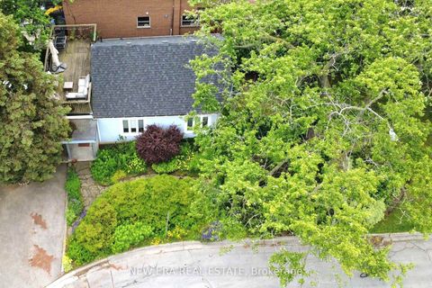 Photo 3 at 2 Foch Avenue, Alderwood, Toronto