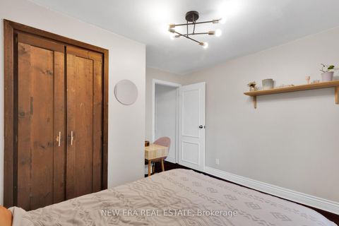 Photo 16 at 2 Foch Avenue, Alderwood, Toronto