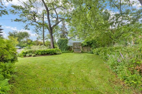 Photo 33 at 2 Foch Avenue, Alderwood, Toronto