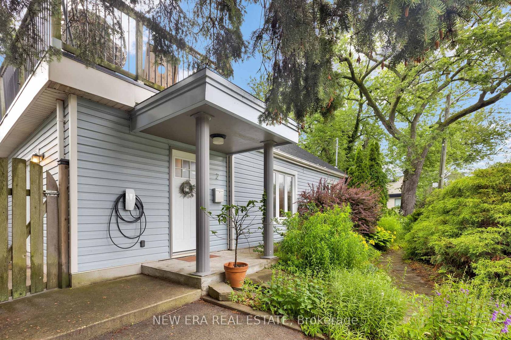 2 Foch Avenue, Alderwood, Toronto 