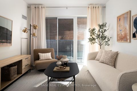 Photo 4 at 313 - 58 Orchard View Boulevard, Eglinton, Toronto