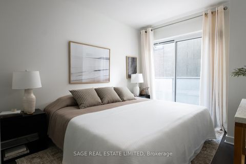 Photo 9 at 313 - 58 Orchard View Boulevard, Eglinton, Toronto