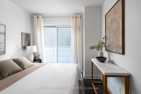 Photo 10 at 313 - 58 Orchard View Boulevard, Eglinton, Toronto