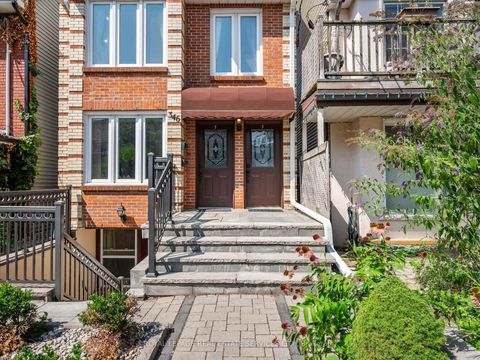 Photo 2 at 346 Indian Road Crescent, Junction Area, Toronto