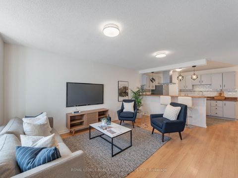 Photo 3 at 346 Indian Road Crescent, Junction Area, Toronto
