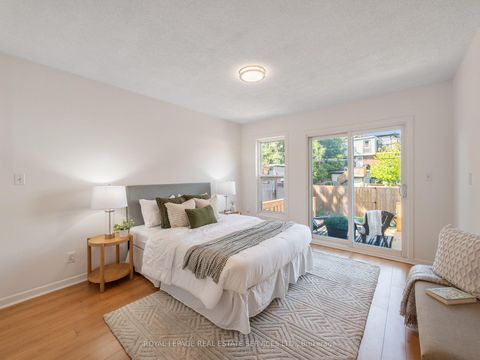 Photo 14 at 346 Indian Road Crescent, Junction Area, Toronto