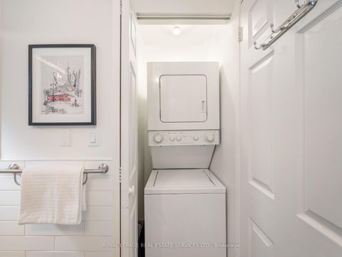Photo 18 at 346 Indian Road Crescent, Junction Area, Toronto