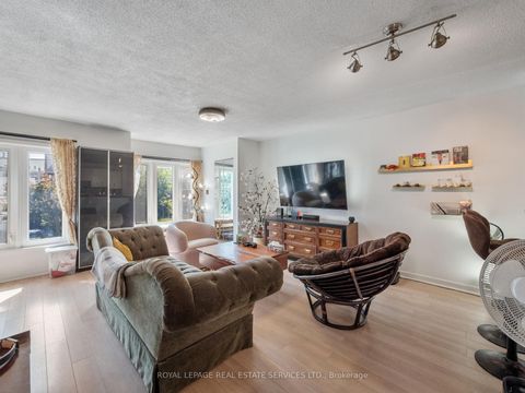 Photo 23 at 346 Indian Road Crescent, Junction Area, Toronto