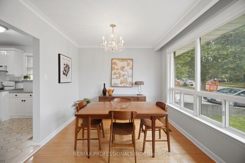 Photo 8 at 147 Chapman Road, Humber Heights, Toronto
