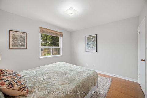 Photo 15 at 147 Chapman Road, Humber Heights, Toronto
