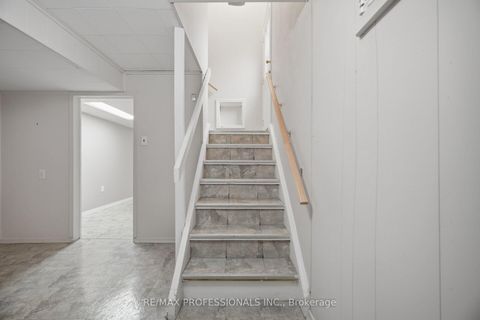 Photo 23 at 147 Chapman Road, Humber Heights, Toronto