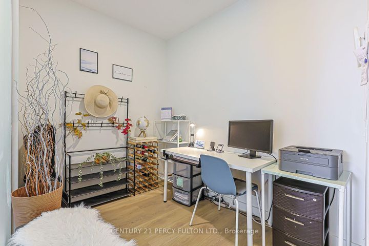 Photo 5 at 2207 - 95 McMahon Drive, Bayview Village, Toronto