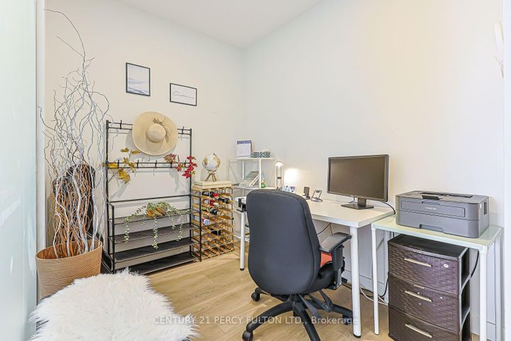Photo 6 at 2207 - 95 McMahon Drive, Bayview Village, Toronto