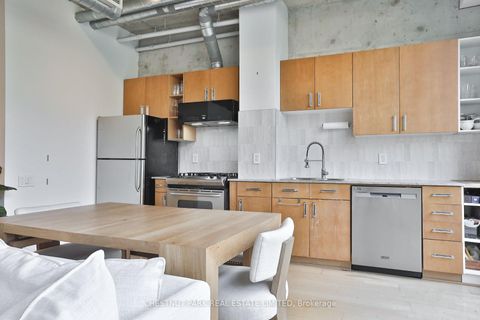 Photo 15 at 414 - 369 Sorauren Avenue, Roncesvalles, Toronto
