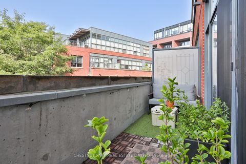 Photo 20 at 414 - 369 Sorauren Avenue, Roncesvalles, Toronto