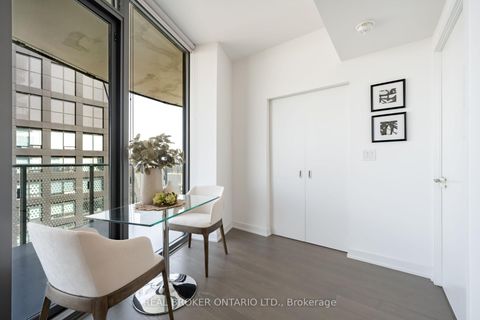 Photo 9 at 5311 - 11 Wellesley Street W, Bay Street Corridor, Toronto