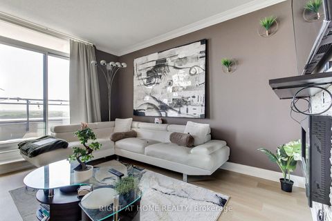 Photo 17 at Ph04 - 1060 Sheppard Avenue W, York University Heights, Toronto