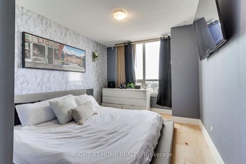 Photo 27 at Ph04 - 1060 Sheppard Avenue W, York University Heights, Toronto