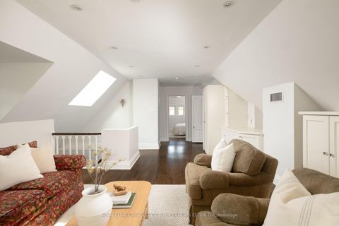 Photo 37 at 43 Maple Avenue, Moore Park, Toronto