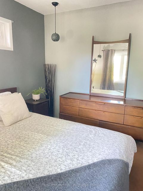 Photo 8 at 40 Jeavons Avenue, Birchmount, Toronto
