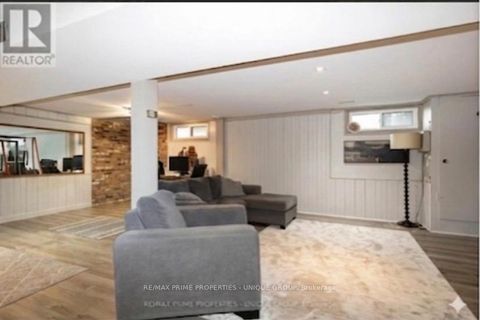 Photo 14 at 40 Jeavons Avenue, Birchmount, Toronto