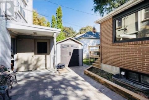 Photo 24 at 40 Jeavons Avenue, Birchmount, Toronto