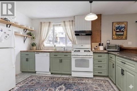 Photo 26 at 40 Jeavons Avenue, Birchmount, Toronto