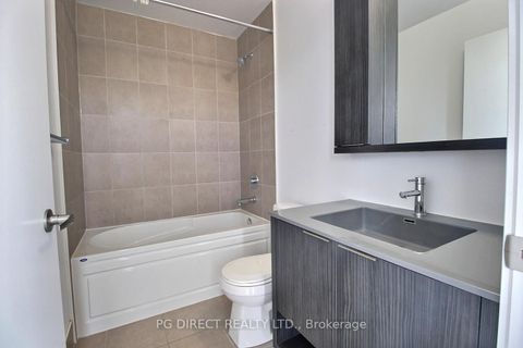 Photo 5 at 403 - 99 The Donway W, Don Mills, Toronto