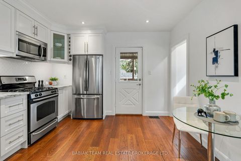 Photo 9 at 57 Avon Avenue, Smythe, Toronto