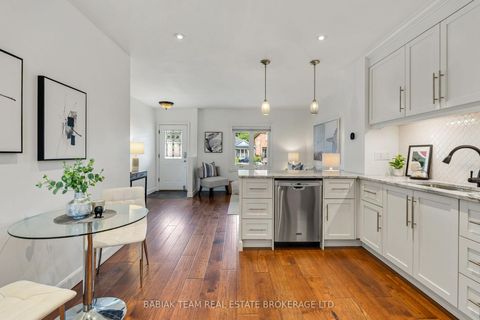 Photo 12 at 57 Avon Avenue, Smythe, Toronto
