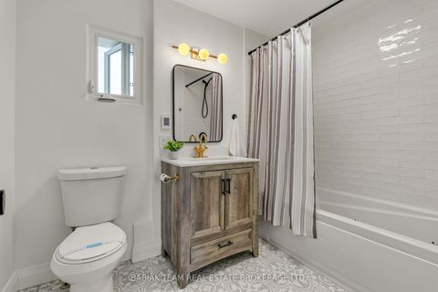 Photo 24 at 57 Avon Avenue, Smythe, Toronto