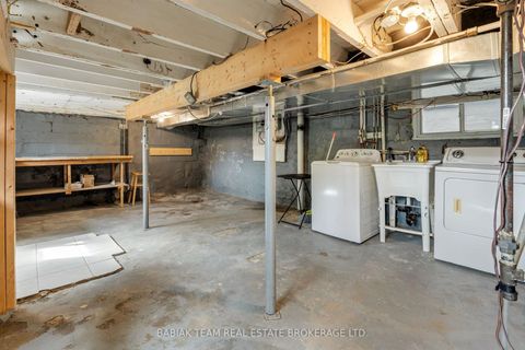 Photo 30 at 57 Avon Avenue, Smythe, Toronto