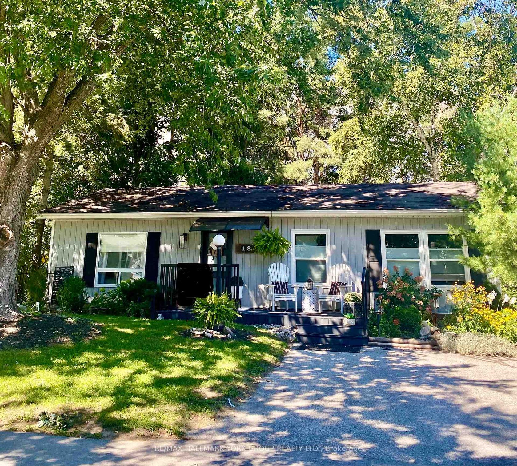 18 Cherrywood Lane, Rural Innisfil, Innisfil photo number 2