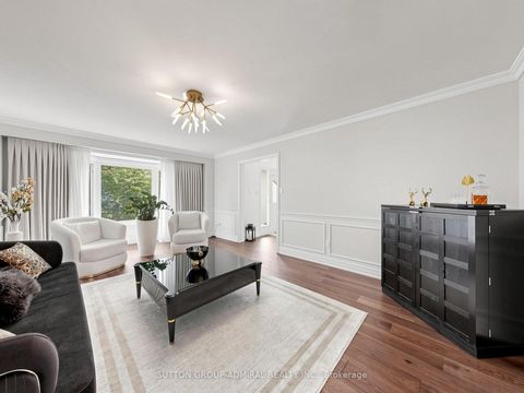 Photo 3 at 48 Petch Crescent, Aurora Highlands, Aurora