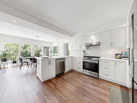 Photo 16 at 48 Petch Crescent, Aurora Highlands, Aurora